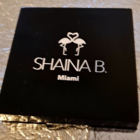 Shaina B Miami Eyeshadow Duo - Picture 3 of 4